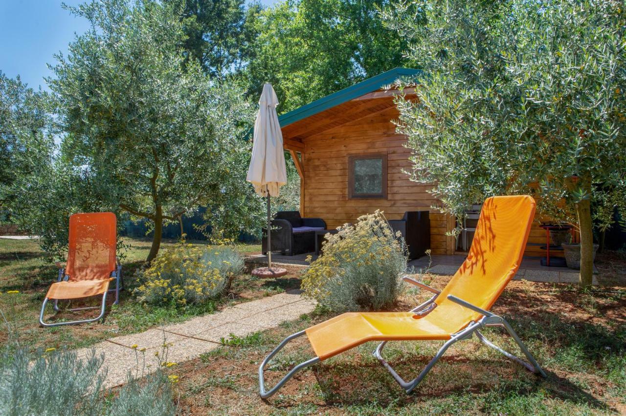 Eco Holiday Home Lavanda Funtana Exterior foto